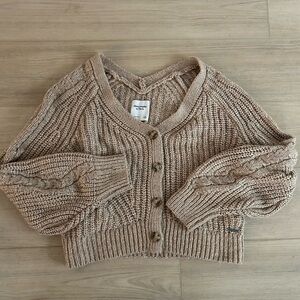 Abercrombie & Fitch Beige Cropped Off The Shoulder Cable Knit Cardigan